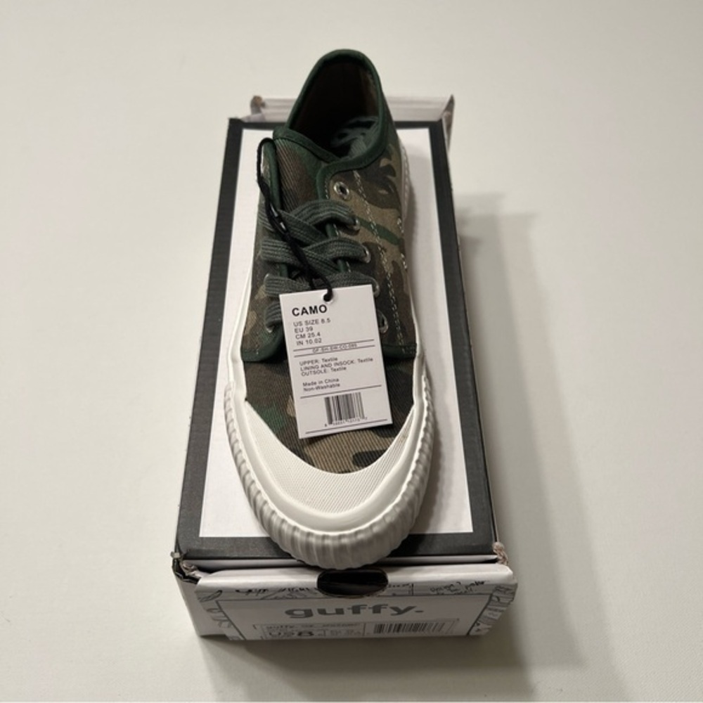 New With Box Guffy's Womens Camo Sneaker Size‎ 8.5 🔥🔥
